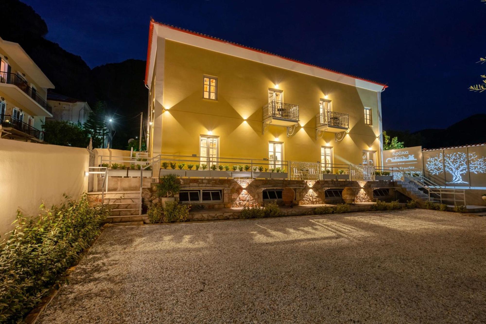 Kraka Apartments Leonídion Exterior photo